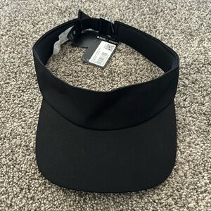NWT Lululemon adjustable black visor